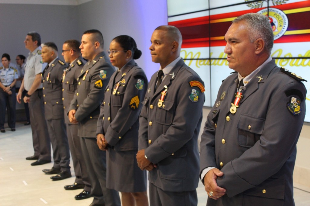 Proerd celebra 24 anos de criação com entrega de homenagens em Cuiabá Proerd celebra 24 anos de criação com entrega de homenagens em Cuiabá