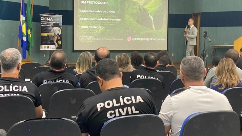 Polícia Civil promove capacitação de servidores para investigações de crimes de maus-tratos a animais