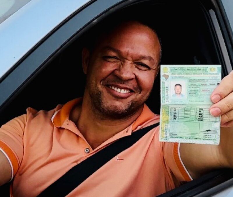 Cláudio Ferreira quer criar CNH Social Municipal gratuita se eleito prefeito em Rondonópolis Cláudio Ferreira quer criar CNH Social Municipal gratuita se eleito prefeito em Rondonópolis