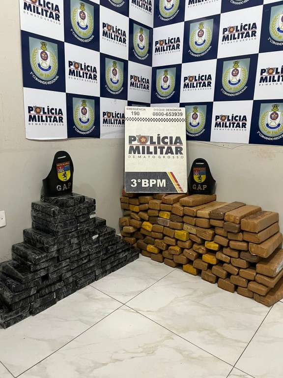 Polícia Militar apreende 196 quilos de entorpecentes em Cuiabá Polícia Militar apreende 196 quilos de entorpecentes em Cuiabá