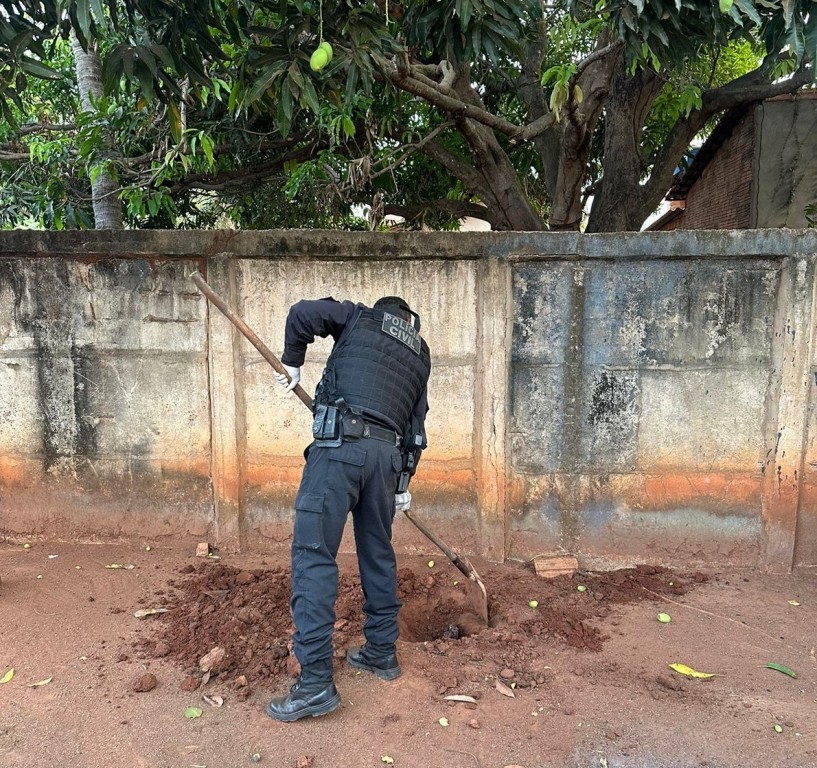 Polícia Civil cumpre mandados contra organização criminosa envolvida em homicídio em Cocalinho Polícia Civil cumpre mandados contra organização criminosa envolvida em homicídio em Cocalinho