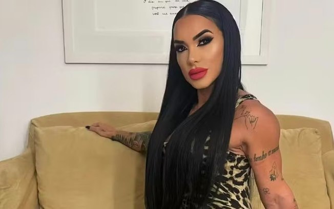 Sobrinha de 14 anos de Karla Simioni é baleada no Rio de Janeiro