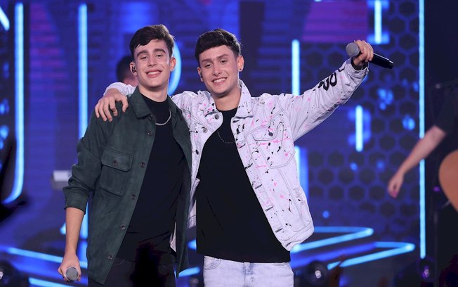 João Pedro e Fellipe se apresentam no palco da Tim, no Rock in Rio