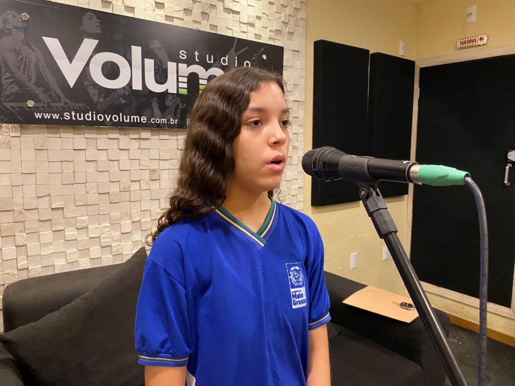 “A música nos ajuda no desenvolvimento nos estudos e pessoal”, conta estudante que está em competição da Seduc “A música nos ajuda no desenvolvimento nos estudos e pessoal”, conta estudante que está em competição da Seduc