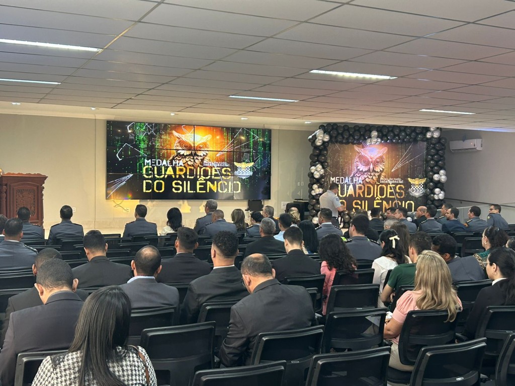 Polícia Militar dá início ao primeiro Curso de Operações de Inteligência em Cuiabá Polícia Militar dá início ao primeiro Curso de Operações de Inteligência em Cuiabá