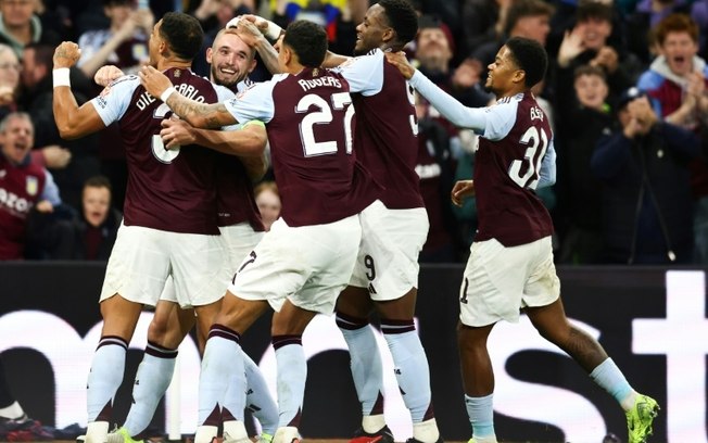 Aston Villa vence Bologna (2-0) e se mantém 100% na Champions