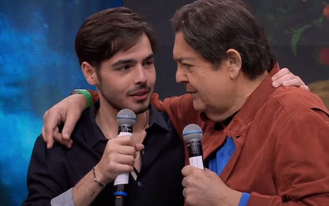 Filho de Faustão vai à Globo e comenta saúde do pai: ‘Difícil’