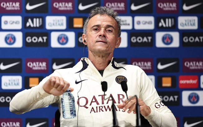 Luis Enrique vira alvo de críticas por ‘grosseria’ com repórter após derrota do PSG