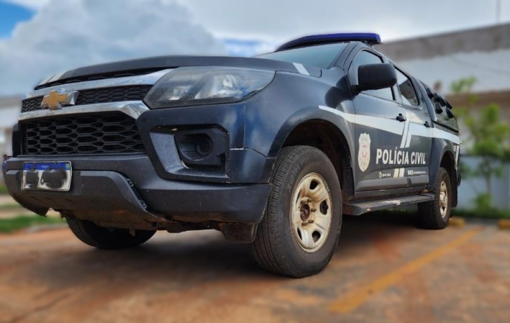 Polícia Civil cumpre prisão de professor investigado por abuso sexual contra alunos de projeto de futebol Polícia Civil cumpre prisão de professor investigado por abuso sexual contra alunos de projeto de futebol