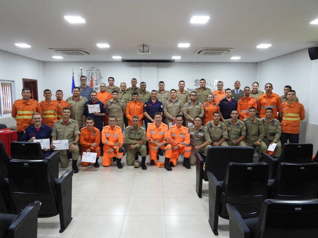 CBM encerra curso e certifica 32 bombeiros militares de MT e mais 10 Estados do país em perícia de incêndios florestais CBM encerra curso e certifica 32 bombeiros militares de MT e mais 10 Estados do país em perícia de incêndios florestais