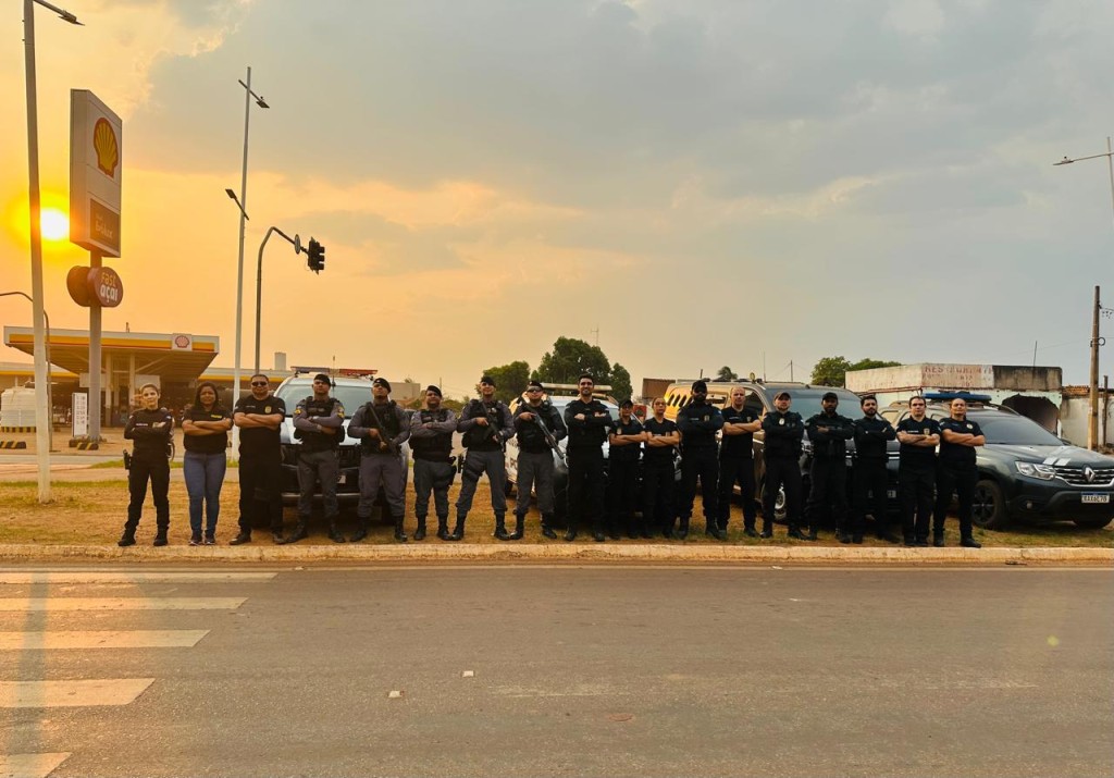 Polícias Civil e Militar cumprem mandados com foco no combate ao tráfico de drogas em Confresa Polícias Civil e Militar cumprem mandados com foco no combate ao tráfico de drogas em Confresa