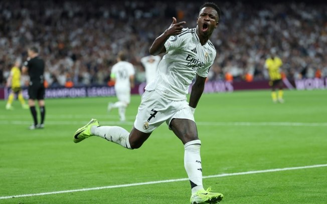 Real Madrid vence Dortmund de virada (5-2) com show de Vini Jr no 2º tempo