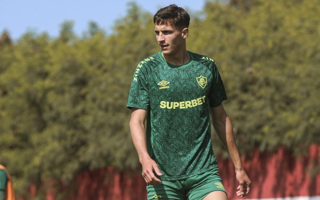 Facundo Bernal é convocado por Marcelo Bielsa para ajudar nos treinamentos da seleção uruguaia