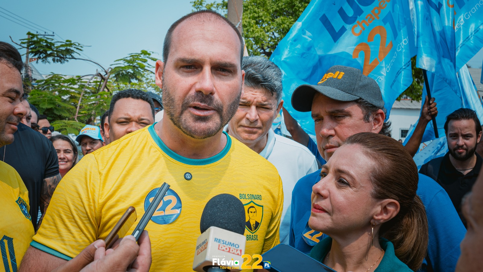 Eduardo Bolsonaro critica Coronel Assis por não seguir ex-presidente e apoiar Flávia Moretti