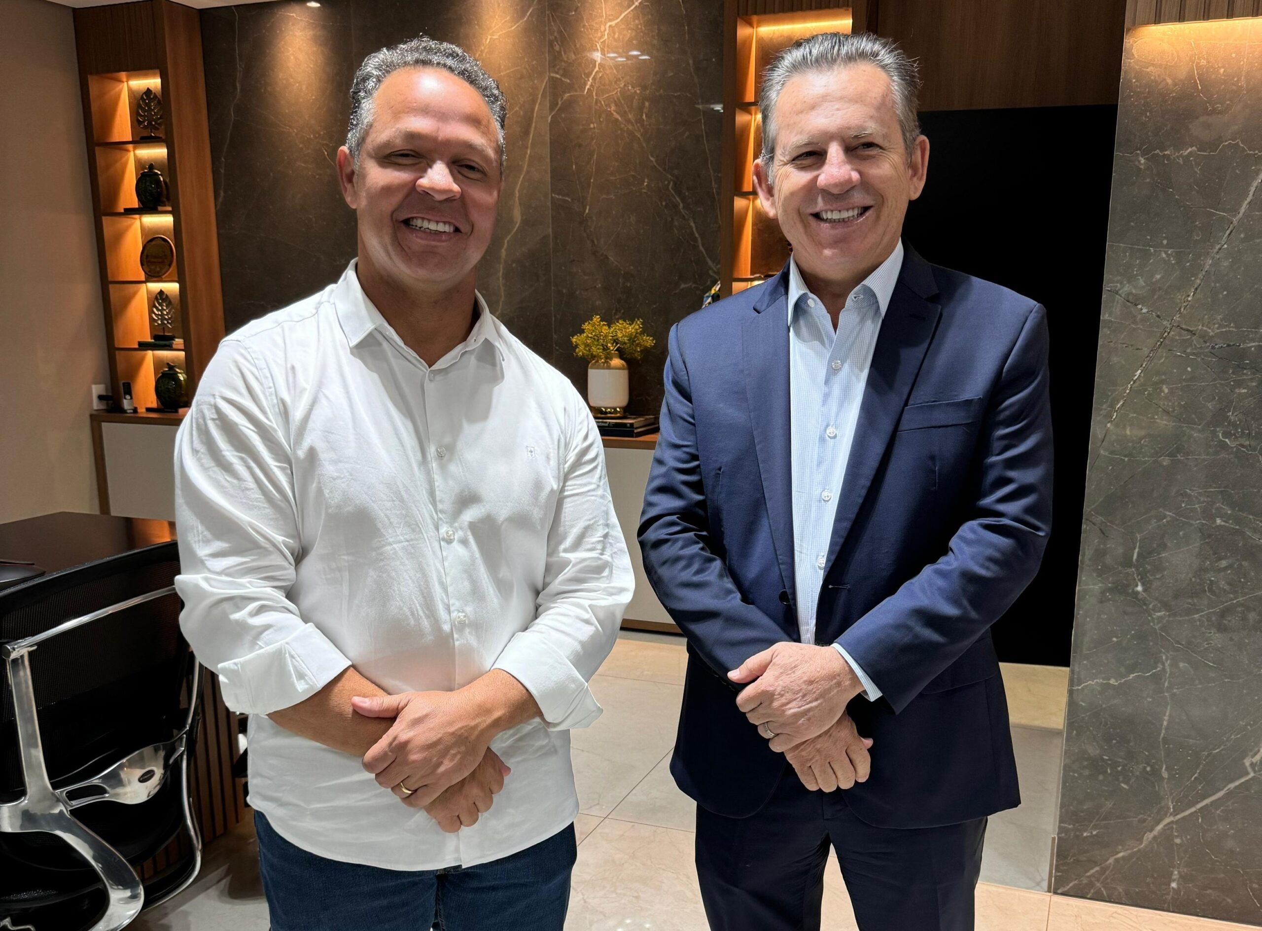 PREFEITO ELEITO: Cláudio Ferreira se reúne com governador para discutir novos investimentos para Rondonópolis PREFEITO ELEITO: Cláudio Ferreira se reúne com governador para discutir novos investimentos para Rondonópolis