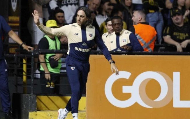 Zubeldía vê caminho duro do São Paulo por vaga no G4 Zubeldía vê caminho duro do São Paulo por vaga no G4
