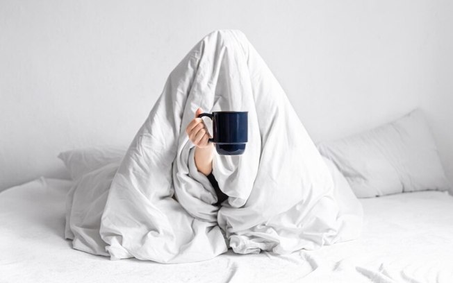 ‘Sleepmaxxing’ funciona? Conheça a trend de otimizar o sono