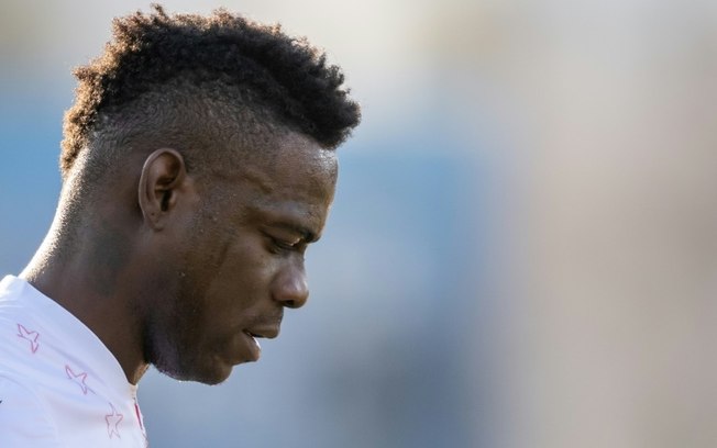 Novo reforço do Genoa, Balotelli não jogará contra a Fiorentina