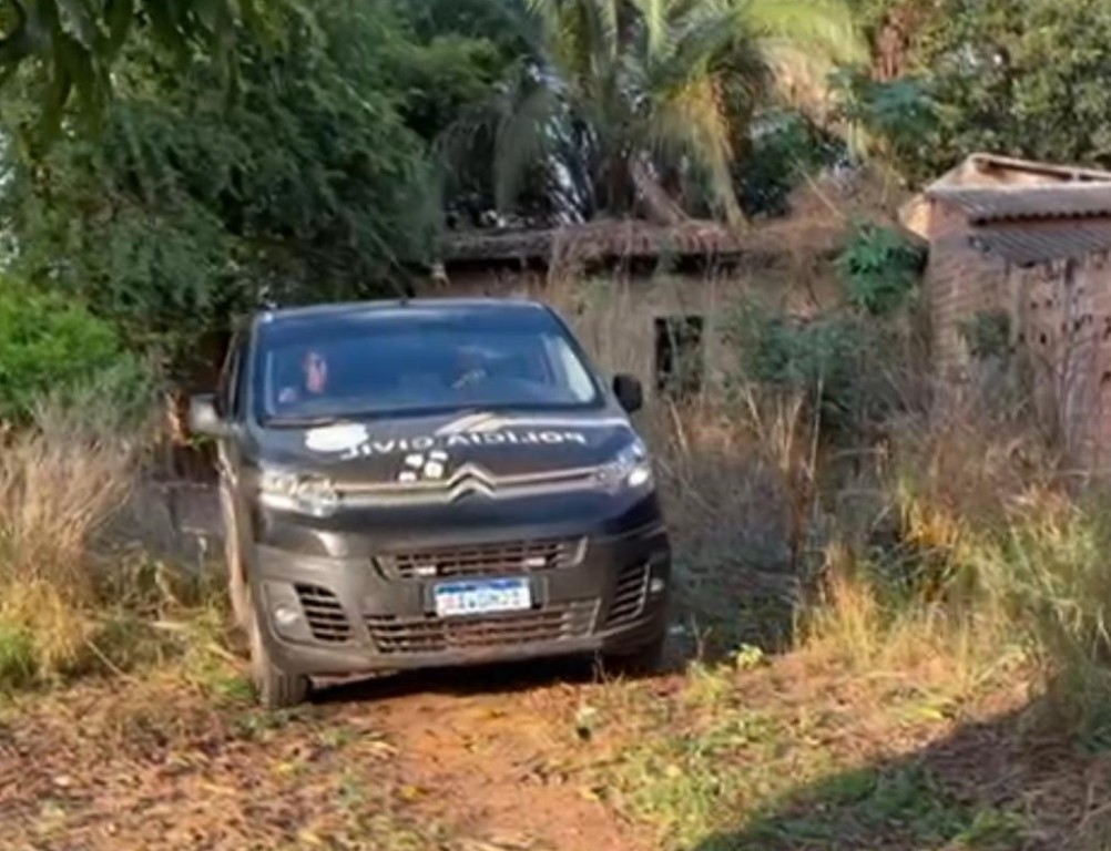 Polícia Civil fecha mais uma boca de fumo em operação de combate ao tráfico em Confresa Polícia Civil fecha mais uma boca de fumo em operação de combate ao tráfico em Confresa
