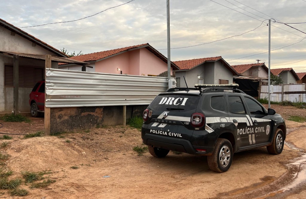 Operação do DF contra esquema criminoso na venda de veículos locados cumpre mandados em Cuiabá