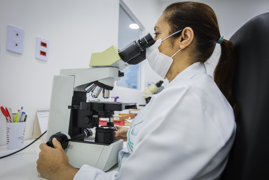 Lacen é referência em análises laboratoriais e sequenciamento genético em Mato Grosso