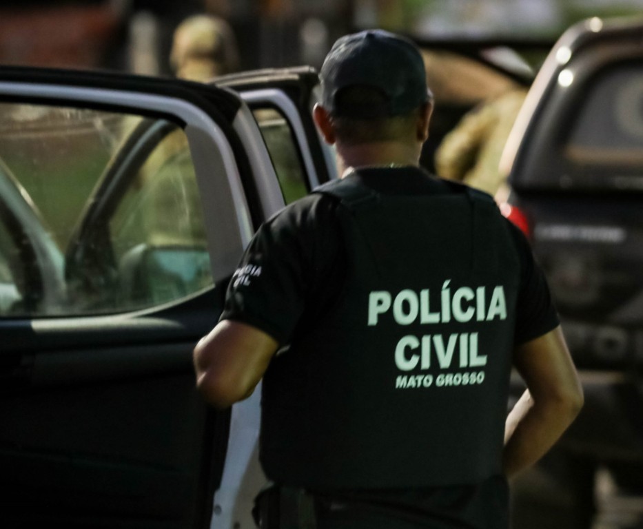 Pedreiro é preso em flagrante pela Polícia Civil após invadir residência e abusar sexualmente de adolescente Pedreiro é preso em flagrante pela Polícia Civil após invadir residência e abusar sexualmente de adolescente