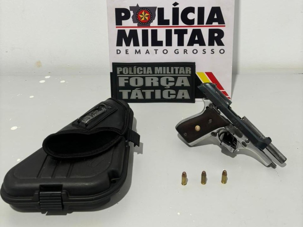 Força Tática prende homem com pistola dentro de ônibus em Tangará da Serra