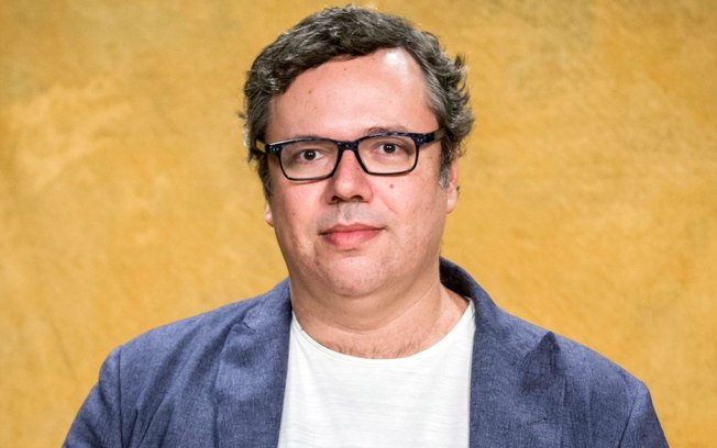 João Emanuel Carneiro entrega futuro na Globo em meio à novela com queda de audiência