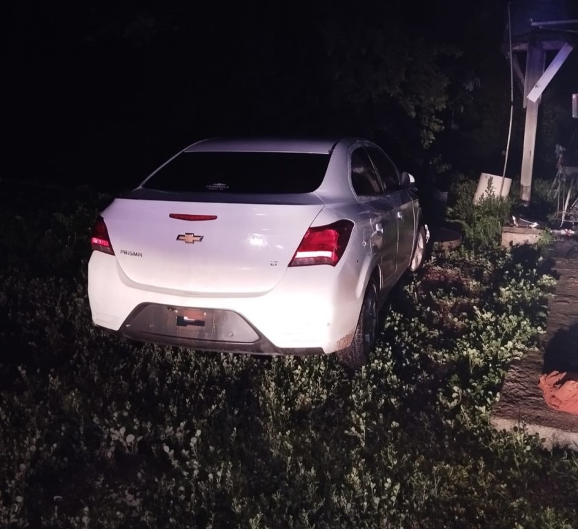 PM prende suspeito de roubar e sequestrar vítima no centro de Cuiabá PM prende suspeito de roubar e sequestrar vítima no centro de Cuiabá