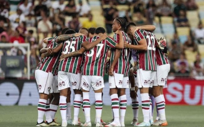 Jogadores do Fluminense apoiam Thiago Silva em manifesto contra gramado sintético