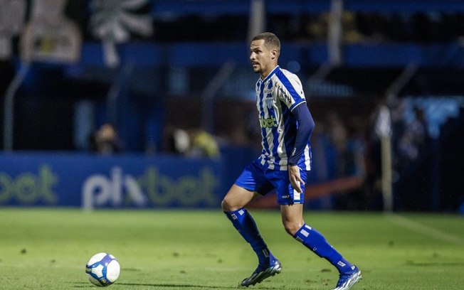 Avaí terá desfalque na lateral contra o Criciúma