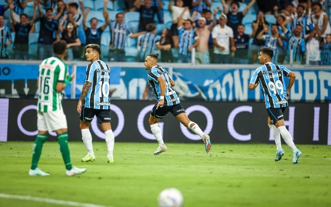 Grêmio conquista vantagem na semifinal do Gauchão