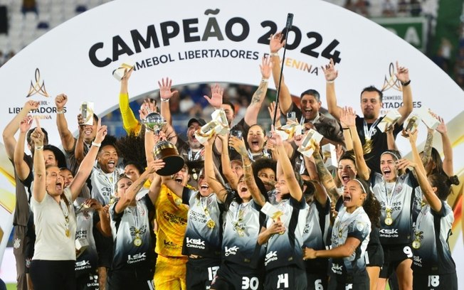 Fifa anuncia primeiro Mundial de Clubes feminino em 2028